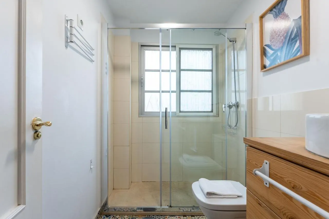 Claveles Apartment By Bossh! Apartments Málaga