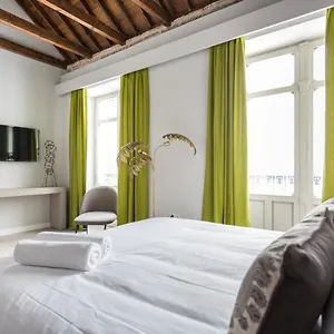 Old Town Palace Apartment